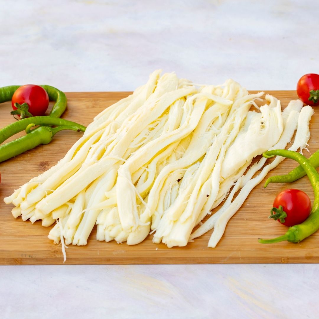 Çeçil Peynir - Tam Yağlı (1 Kg)